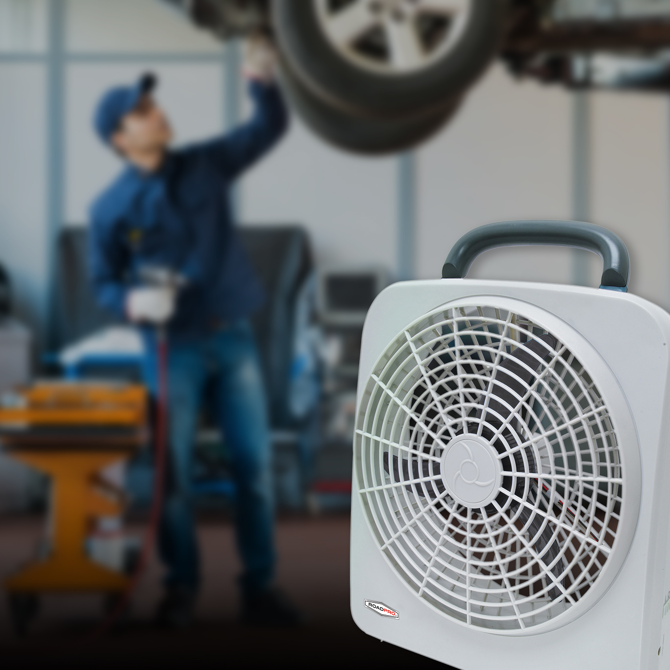 RoadPro Indoor/Outdoor Dual Power Fan